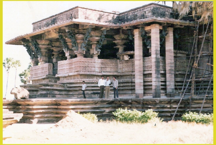 Ravindra at Ramappa Temple in 1985